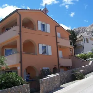 Ara-aradi Apartment Baška