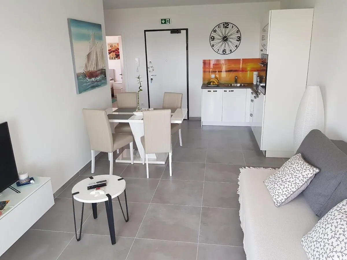 Villa Gabriel Nin Apartment